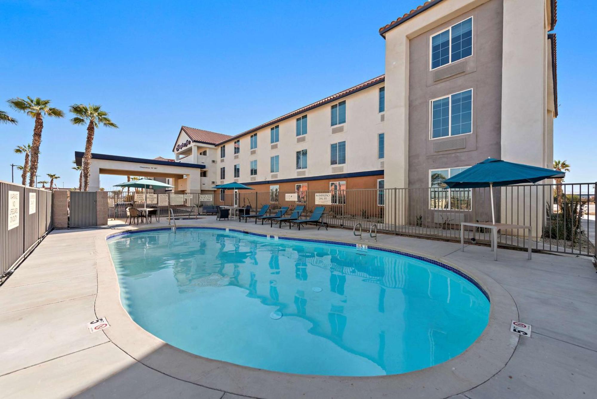 Hampton Inn By Hilton Calexico מראה חיצוני תמונה